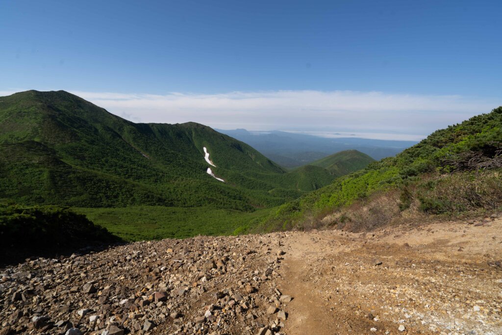 DSC07259 1024x683 - 【北海道 道東登山旅（２）斜里岳】なんて楽しいの。沢沿いを登る自然のアスレチック！